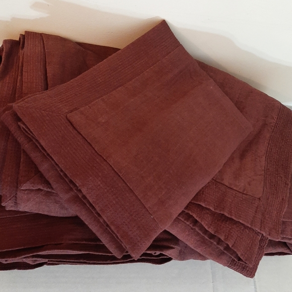 *Hotel Embroidered king Linen duvet cover & 2 Standard shams WINE MSRP $6… - Picture 9 of 16